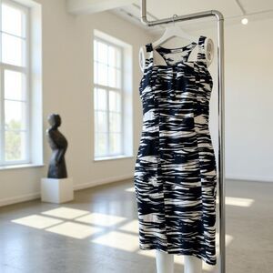 Calvin Klein Women's Black & White Colorblock Bodycon Sheath Dress Size 10